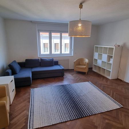 Ferienwohnung Living In The Heart Of Graz Exterior foto